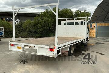 2019 Hino 300 617 Crew Cab Table Top