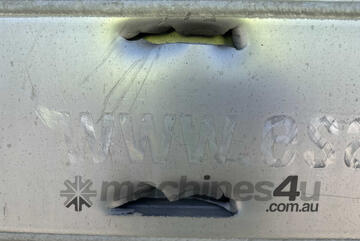 2015 Isuzu NQR450 MWB Furniture Pantech