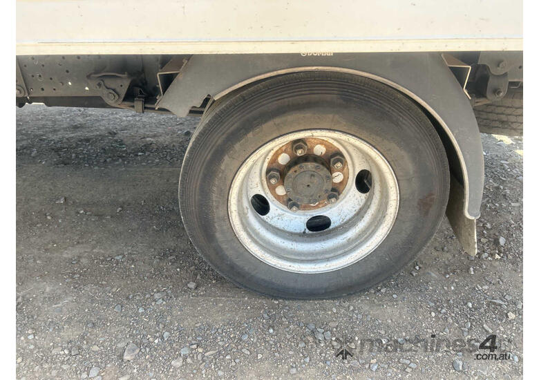 2016 Hino 300 616  Fridge Pantech