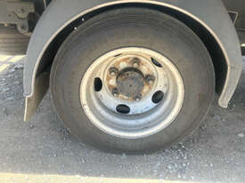 2016 Hino 300 616  Fridge Pantech - picture1' - Click to enlarge