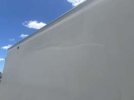 2016 Hino 300 616  Fridge Pantech - picture2' - Click to enlarge