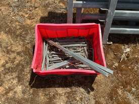 Arrow Farmquip Manual 3-Way Vdrafter - picture2' - Click to enlarge