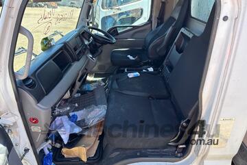 2018 Mitsubishi Canter 7/800 Pantech