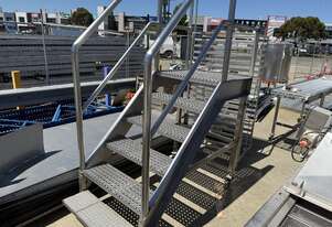 Stairs Mobile SS 770mm wide stairs, Platform 600mm x 900mm x 1.3m high