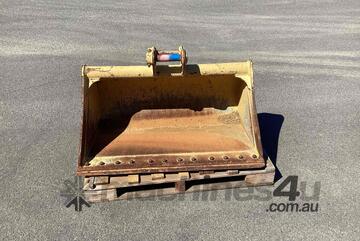 1,200mm mud bucket with 45mm pins