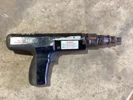 Simpson PT-27 Concrete Nailer - picture1' - Click to enlarge