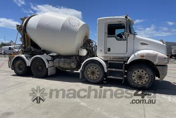 2017 Kenworth T359 8x4 Concrete Agitator
