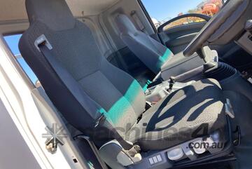 2015 Isuzu FSR 850 Long Table Top