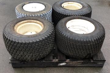 Lot of 4 Tyres On Rims