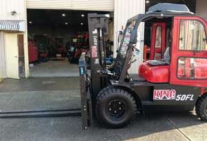 5.0c Forklift Premium Package with enclosed cab and air conditioning