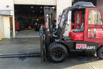 5.0c Forklift Premium Package with enclosed cab and air conditioning