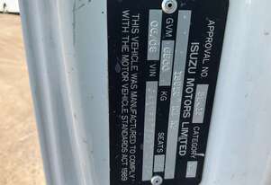 Isuzu 2008   NPR 300 MWB EWP