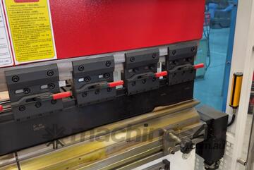   4M X 220T IMS CNC PRESS BRAKE - Servo electro-hydraulic.
