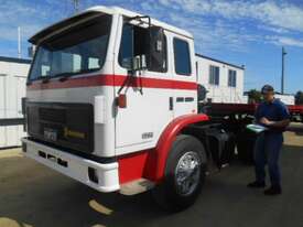 International  Primemover Truck - picture0' - Click to enlarge
