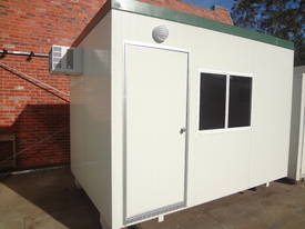 3.6m X 2.4m Portable Building - Amazingly Clean! - picture0' - Click to enlarge