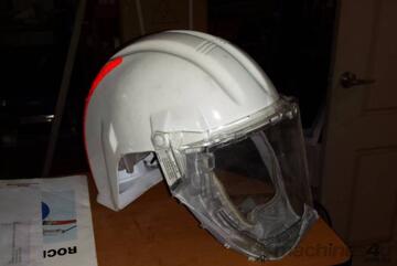   3M HELMET AND FACE SHIELD