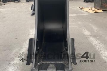 Roo Attachments 30-35 Tonne Trenching Bucket 600mm