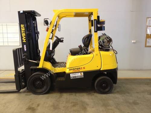 Hyster H2.5TX Counterbalance Forklift