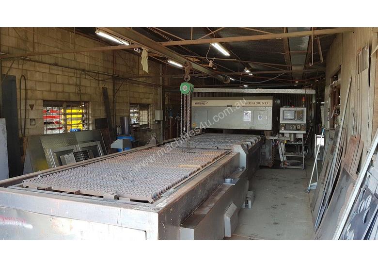 caption Hankwag 2KW Laser Cutter