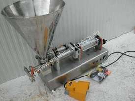 Rotary Valve Piston Filler with Hopper - picture0' - Click to enlarge