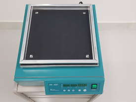 Lab Companion Benchtop Shaker - picture2' - Click to enlarge