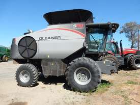 Gleaner S88 Header(Combine) Harvester/Header - picture1' - Click to enlarge