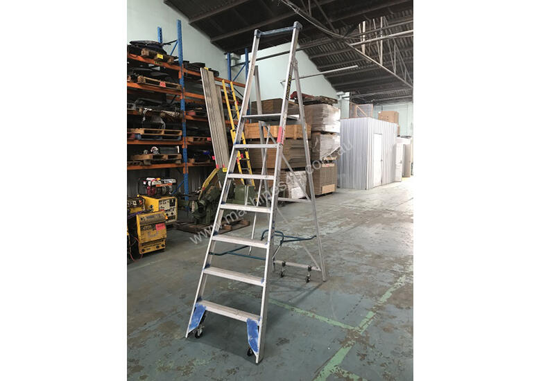 Used Ullrich Ullrich Aluminium 2 Meter Platform Step Ladder Light