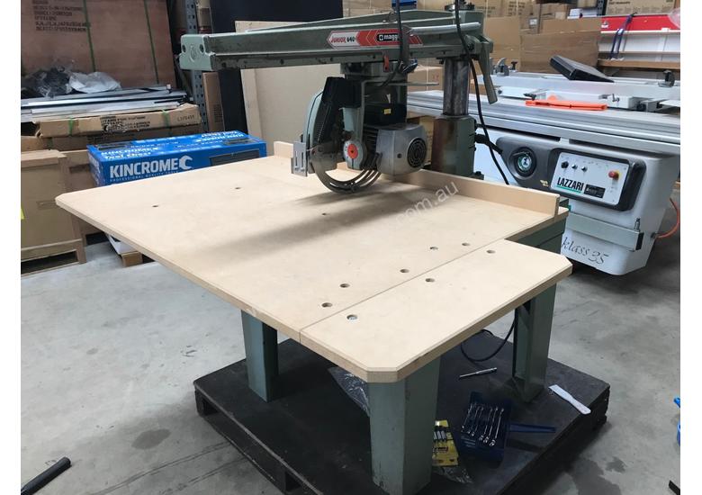 caption Radial arm saw Maggi
