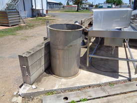 stainless steel range hood - picture1' - Click to enlarge