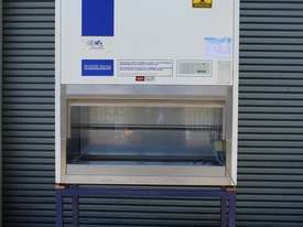 Safety Cabinet - Biologicial - picture3' - Click to enlarge