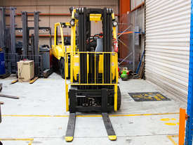 1.77T Battery Electric 4 Wheel Battery Electric Forklift - picture1' - Click to enlarge