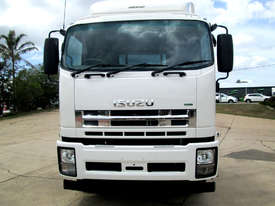 Isuzu FXD 1000 Tray Truck - picture0' - Click to enlarge