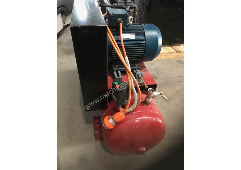 caption COMPressor three phase