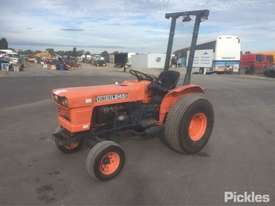 Kubota L245 - picture0' - Click to enlarge