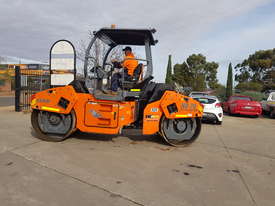 USED HAMM 7T TANDEM ROLLER WITH LOW 1450 HOURS - picture0' - Click to enlarge