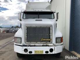 1999 International TRANSTAR 4700 - picture1' - Click to enlarge