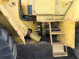 Used Volvo L120 - picture1' - Click to enlarge