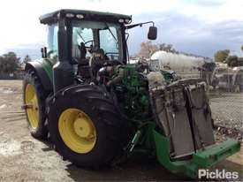2013 John Deere 8235R - picture0' - Click to enlarge