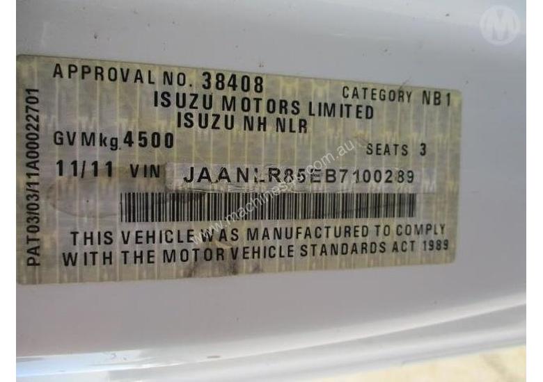 caption Isuzu NLR200