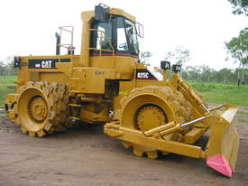 Cat Compactor 825C hire - picture0' - Click to enlarge