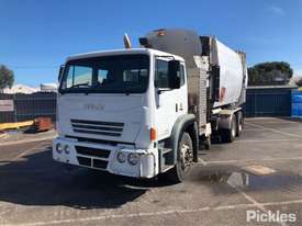 2009 Iveco Acco 2350 - picture2' - Click to enlarge