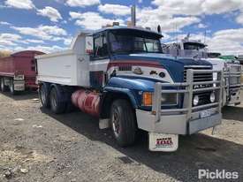1993 Mack CHR - picture0' - Click to enlarge