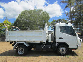 Mitsubishi Canter 715 Tipper Truck - picture1' - Click to enlarge
