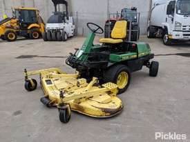 John Deere F935 - picture2' - Click to enlarge