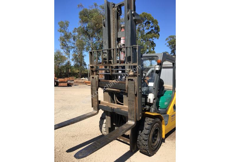 Used 2016 komatsu FD50AYT10 Counterbalance Forklifts in , Listed on