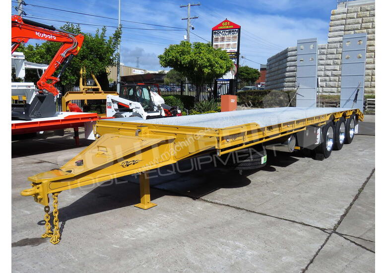 caption Interstate trailers Tri Axle Tag Trailer 28 Ton ATM Custom Yellow ATTTAG
