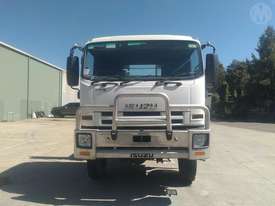 Isuzu FTS800 - picture0' - Click to enlarge