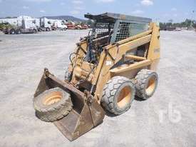 CASE 1845C Skid Steer Loader - picture0' - Click to enlarge