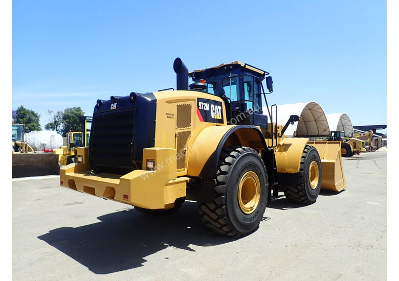 caption 2018 Caterpillar 972M Wheel Loader
