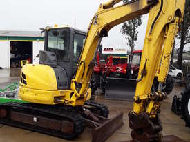 New Holland EG50B and Attachments  - picture0' - Click to enlarge